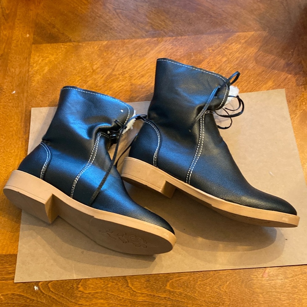 Black womens boots